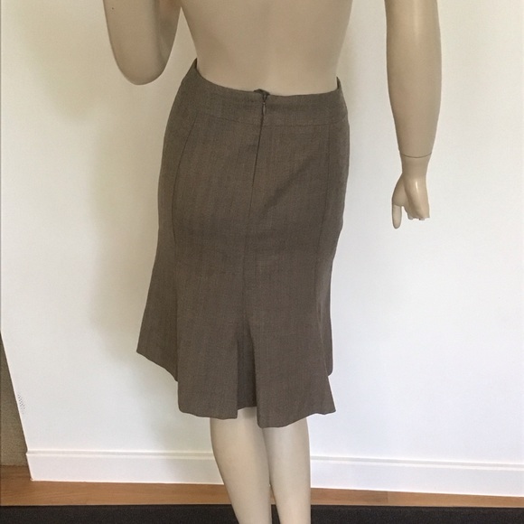 Akris Punto Brown Herringbone Stretch Wool Pencil Skirt US 12 42 Classic Career - Picture 2 of 4